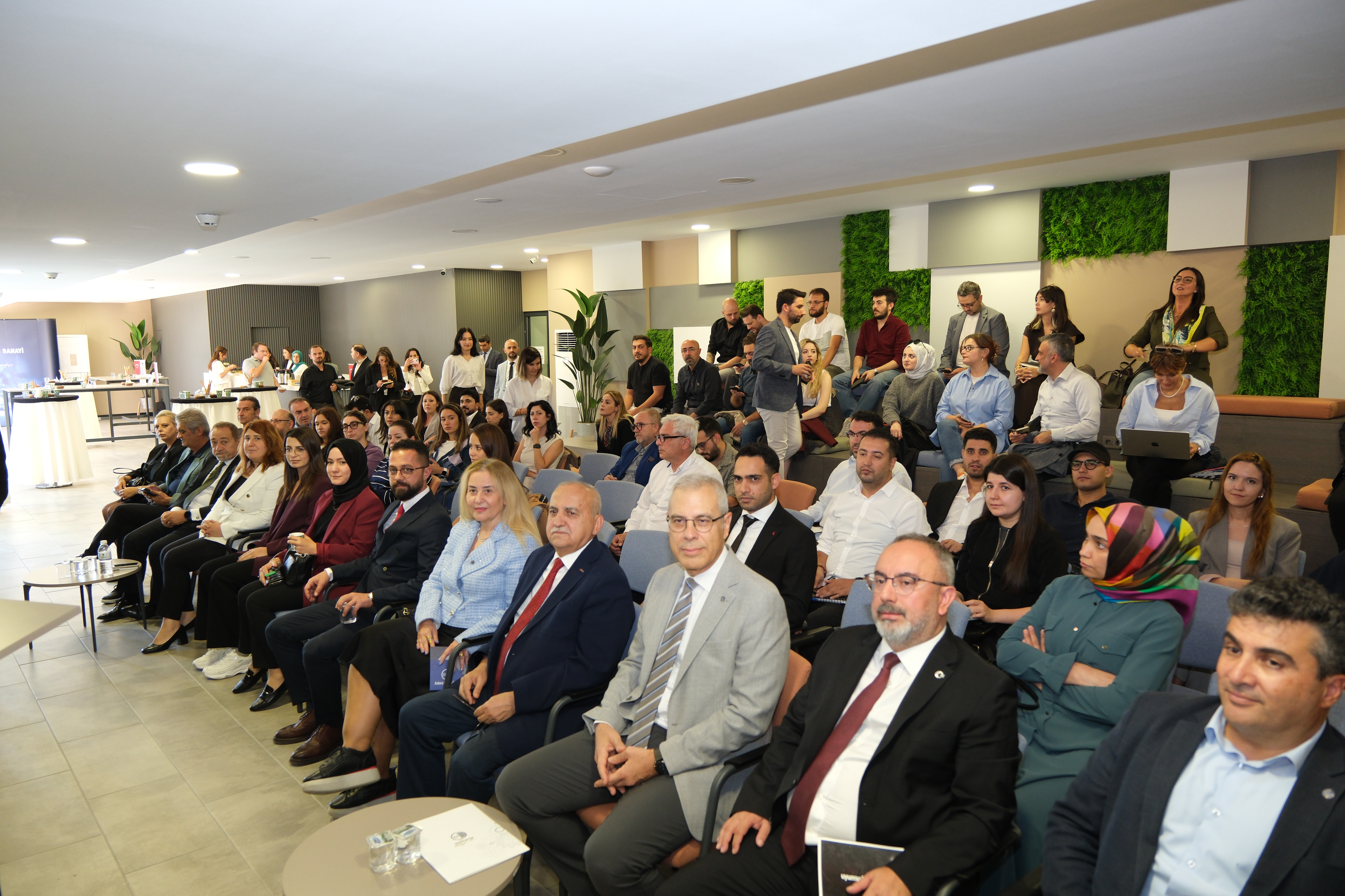 “Akıllı Sanayiye Geçiş: ERP ve Yapay Zeka ile Dijital Dönüşüm” Etkinliği Gerçekleşti