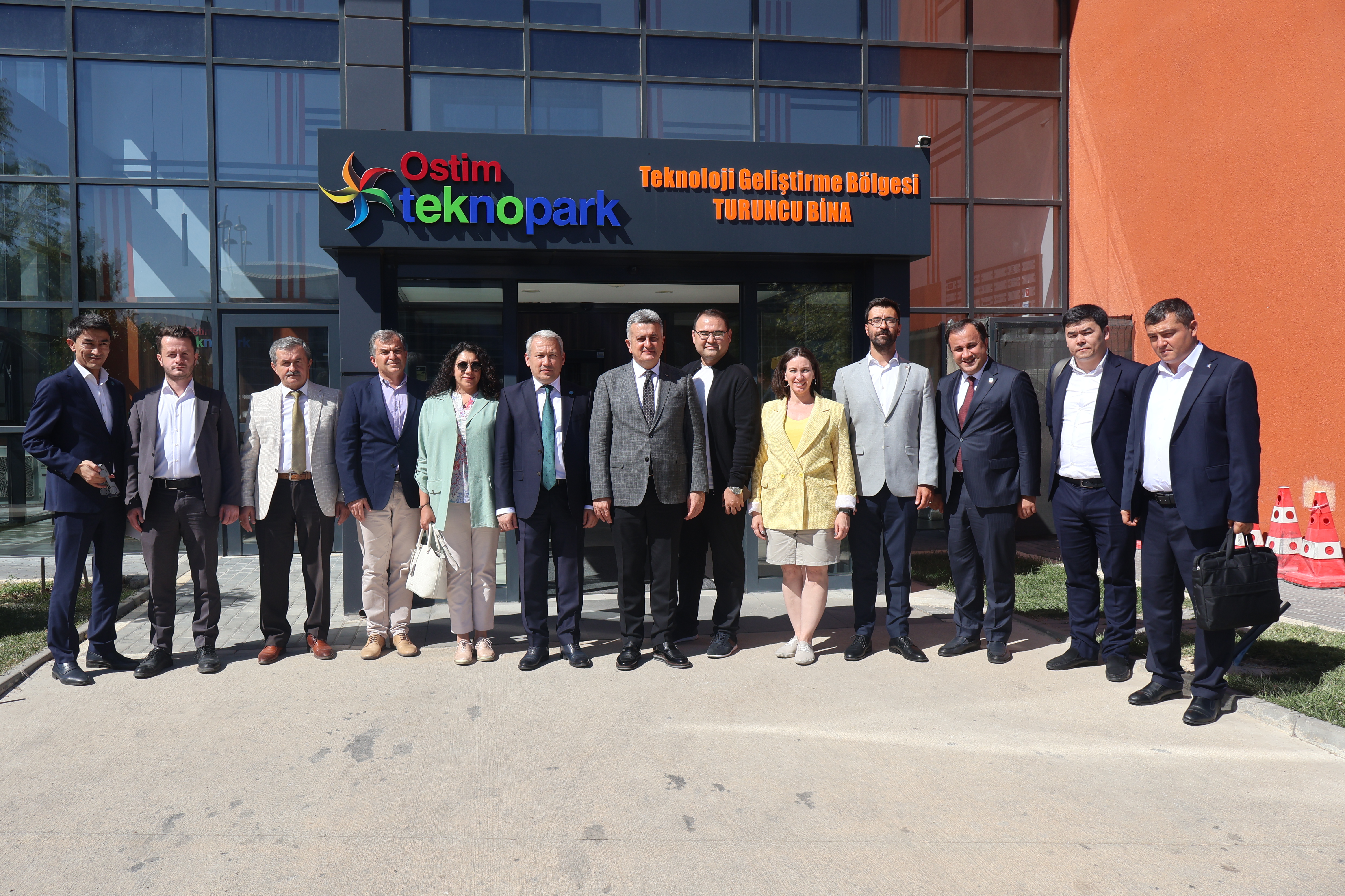 TMK (Uzbekistan Technological Metals Complex) ile İş Birliği Protokolü İmzalandı